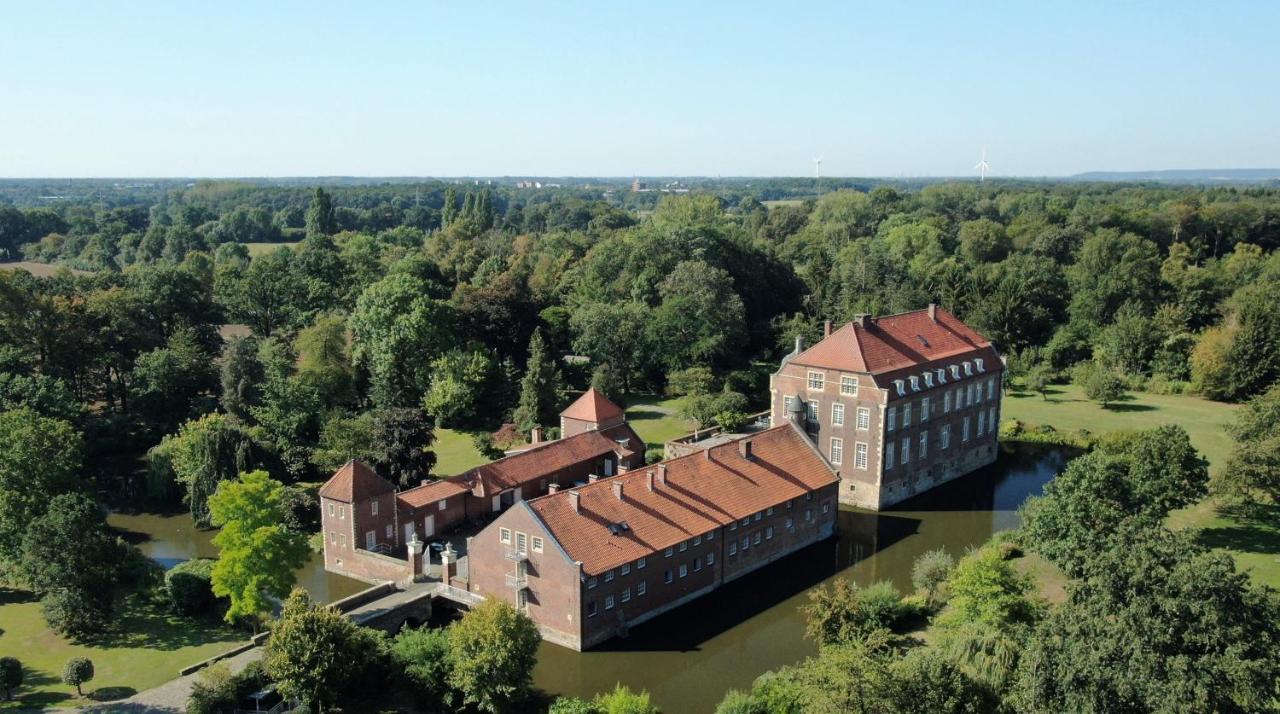 Hotel Schloss Wilkinghege Munster  Exterior photo